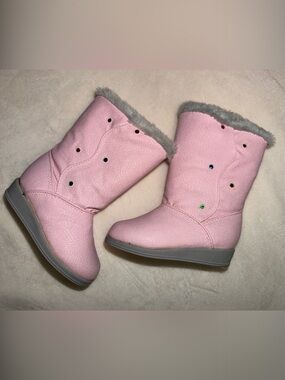 Vintage ‘89 Pink Faux-Fur Lined Winter Boots
